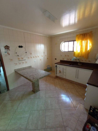 Imagem Imóvel com 3 Quartos à Venda, 169 m² em Tremembe - São Paulo