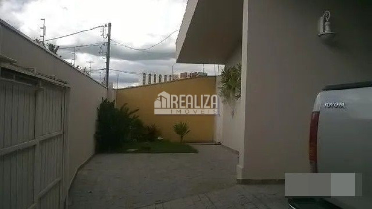 Imagem Casa com 3 Quartos à Venda, 707 m² em Mercês - Uberaba Imagem Casa com 3 Quartos à Venda, 707 m² em Mercês - Uberaba