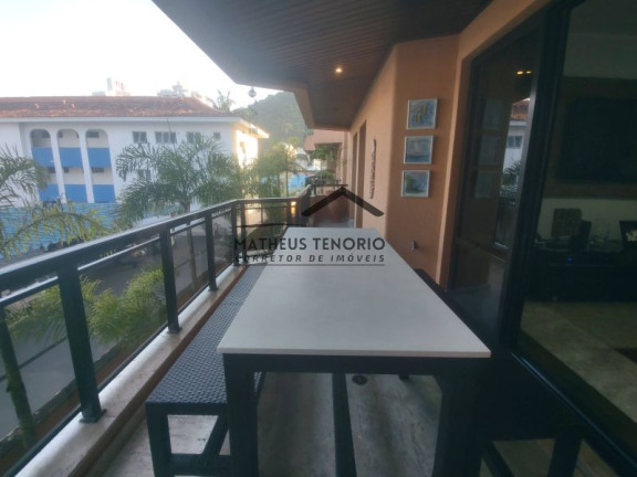 Imagem Apartamento com 3 Quartos à Venda, 130 m² Imagem Apartamento com 3 Quartos à Venda, 130 m²