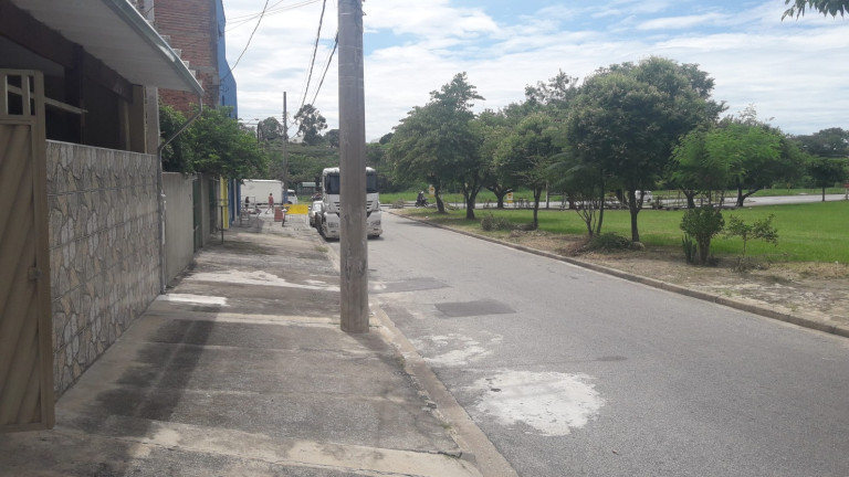 Casa com 2 Quartos à Venda, 200 m² em Delta - Pindamonhangaba