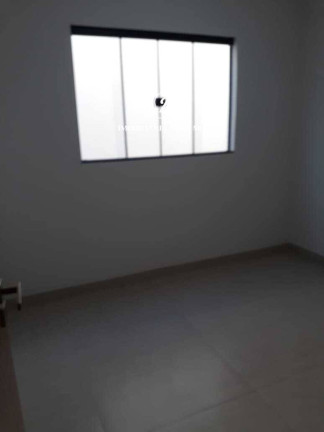 Imagem Casa com 3 Quartos à Venda, 250 m² em Santa Rosa - Uberlândia Imagem Casa com 3 Quartos à Venda, 250 m² em Santa Rosa - Uberlândia
