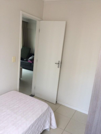 Imagem Apartamento com 2 Quartos à Venda, 55 m² em Imbuí - Salvador