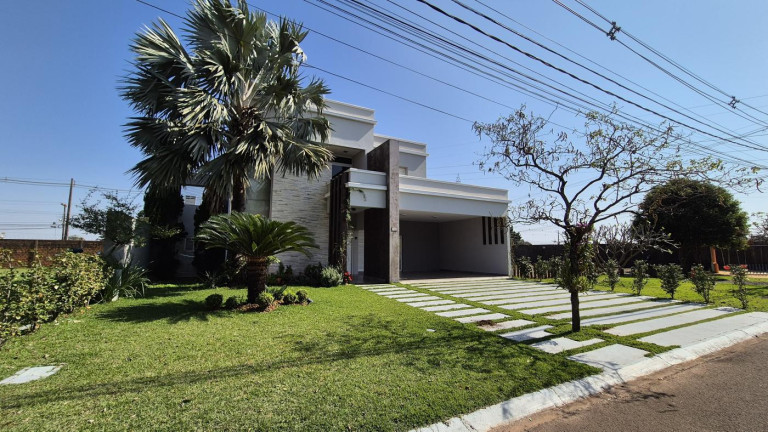 Casa com 4 Quartos à Venda, 325 m² em Vila A - Foz Do Iguaçu