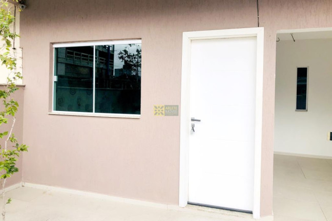 Imagem Sobrado com 3 Quartos à Venda, 94 m² em Balneário Perequê - Porto Belo Imagem Sobrado com 3 Quartos à Venda, 94 m² em Balneário Perequê - Porto Belo