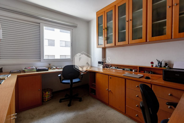 Imagem Apartamento com 4 Quartos à Venda, 168 m² em Sumaré - São Paulo Imagem Apartamento com 4 Quartos à Venda, 168 m² em Sumaré - São Paulo