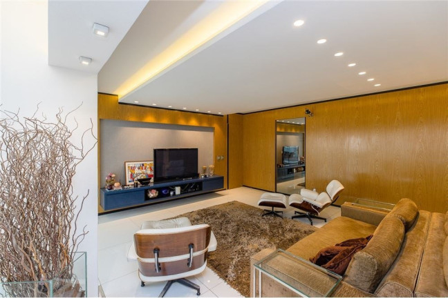 Imagem Apartamento com 4 Quartos à Venda, 335 m² em Moema - São Paulo