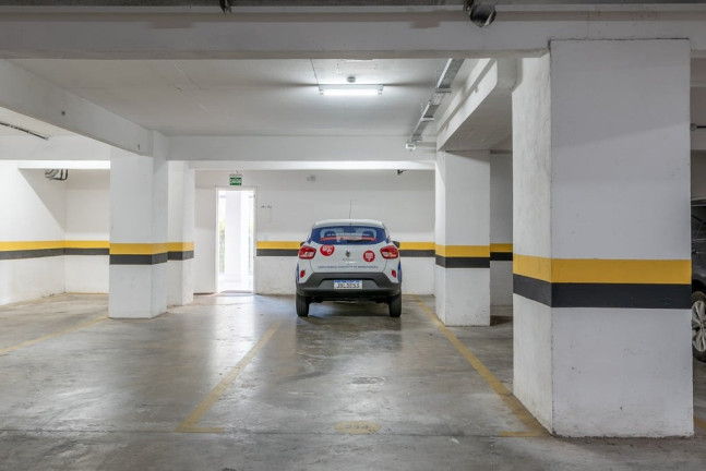 Imagem Imóvel com 2 Quartos à Venda, 76 m² em Petrópolis - Porto Alegre
