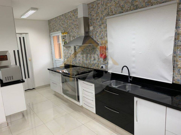 Imagem Casa com 4 Quartos à Venda, 250 m² em Suru - Santana De Parnaíba Imagem Casa com 4 Quartos à Venda, 250 m² em Suru - Santana De Parnaíba