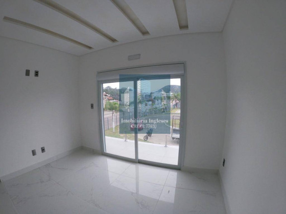 Imagem Casa com 3 Quartos à Venda, 212 m² em São João Do Rio Vermelho - Florianópolis Imagem Casa com 3 Quartos à Venda, 212 m² em São João Do Rio Vermelho - Florianópolis