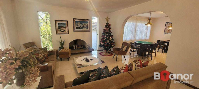 Imagem Casa com 4 Quartos à Venda, 700 m² em Centro - Blumenau Imagem Casa com 4 Quartos à Venda, 700 m² em Centro - Blumenau