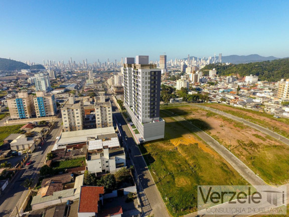 Imagem Apartamento com 2 Quartos à Venda, 68 m² em Tabuleiro - Camboriú Imagem Apartamento com 2 Quartos à Venda, 68 m² em Tabuleiro - Camboriú