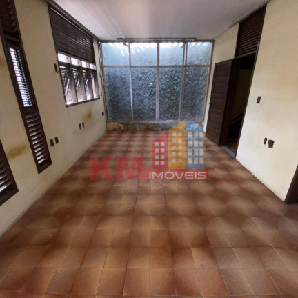 Imagem Casa com 4 Quartos à Venda, 270 m² em Centro - Mossoró Imagem Casa com 4 Quartos à Venda, 270 m² em Centro - Mossoró