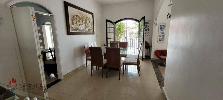 Imagem Casa com 7 Quartos à Venda, 400 m² em Balneário Flórida - Praia Grande Imagem Casa com 7 Quartos à Venda, 400 m² em Balneário Flórida - Praia Grande