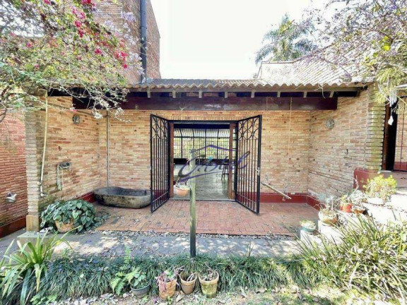 Imagem Casa com 3 Quartos à Venda, 450 m² em Granja Viana - Carapicuíba Imagem Casa com 3 Quartos à Venda, 450 m² em Granja Viana - Carapicuíba