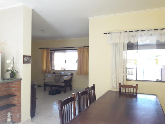 Imagem Casa com 3 Quartos à Venda, 113 m² em Balneário Oásis - Peruíbe