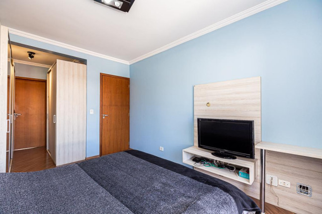 Imagem Sobrado com 4 Quartos à Venda, 145 m² em Uberaba - Curitiba Imagem Sobrado com 4 Quartos à Venda, 145 m² em Uberaba - Curitiba