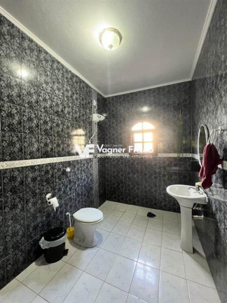 Imagem Imóvel com 4 Quartos à Venda, 410 m² em Vicente Nunes - Nazare Paulista Imagem Imóvel com 4 Quartos à Venda, 410 m² em Vicente Nunes - Nazare Paulista