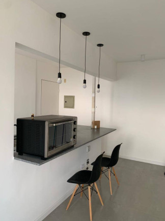 Apartamento com 2 Quartos à Venda,  em Vila Ivone - São Paulo