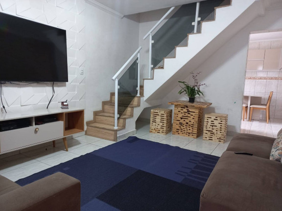 Imagem Casa com 3 Quartos à Venda, em São Paulo Imagem Casa com 3 Quartos à Venda, em São Paulo