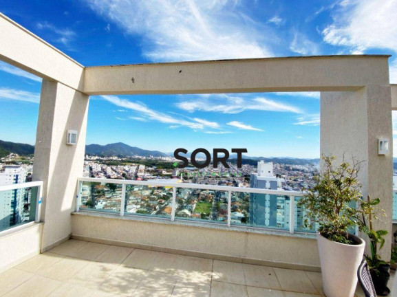 Imagem Cobertura com 3 Quartos à Venda, 258 m² em Centro - Balneário Camboriú