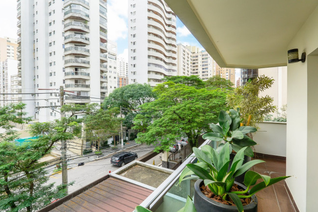 Imagem Apartamento com 3 Quartos à Venda, 210 m² em Moema Pássaros - São Paulo