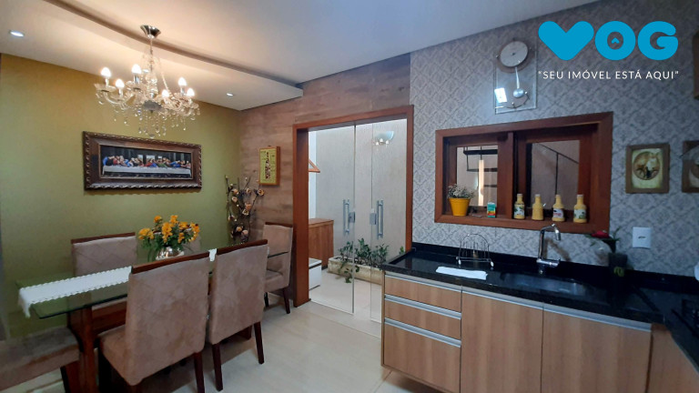 Imagem Casa com 4 Quartos à Venda, 397 m² em Sarandi - Porto Alegre Imagem Casa com 4 Quartos à Venda, 397 m² em Sarandi - Porto Alegre