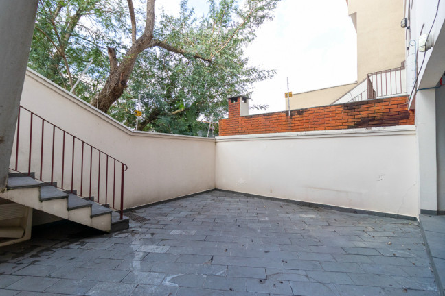 Imagem Casa com 3 Quartos à Venda, 273 m² em Jardim Regina - São Paulo Imagem Casa com 3 Quartos à Venda, 273 m² em Jardim Regina - São Paulo