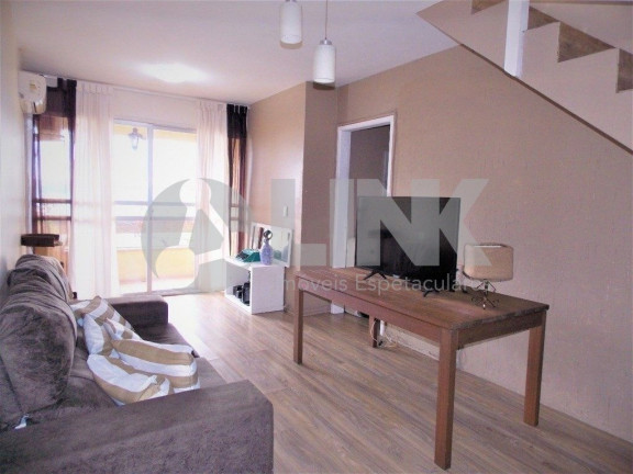 Imagem Imóvel com 3 Quartos à Venda, 156 m² em Jardim Itu - Porto Alegre Imagem Imóvel com 3 Quartos à Venda, 156 m² em Jardim Itu - Porto Alegre