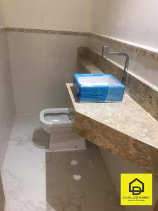 Imagem Sobrado com 2 Quartos à Venda, 108 m² em Caiçara - Praia Grande Imagem Sobrado com 2 Quartos à Venda, 108 m² em Caiçara - Praia Grande