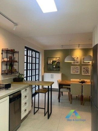 Imagem Sobrado com 3 Quartos à Venda, 260 m² em Indianópolis - São Paulo Imagem Sobrado com 3 Quartos à Venda, 260 m² em Indianópolis - São Paulo