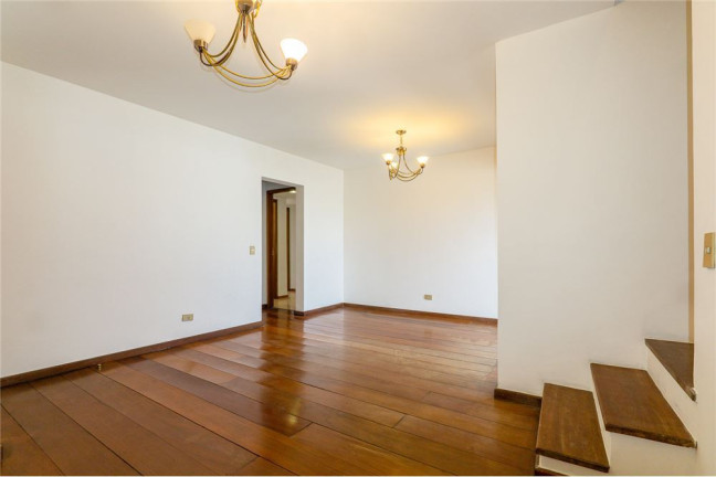 Imagem Imóvel com 3 Quartos à Venda, em Vila Andrade - São Paulo Imagem Imóvel com 3 Quartos à Venda, em Vila Andrade - São Paulo