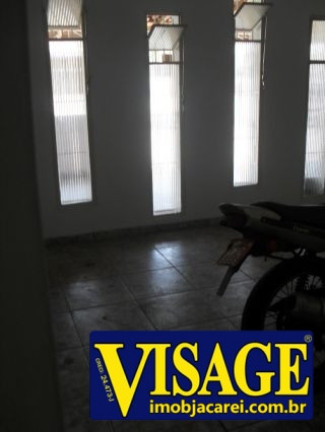 Imagem Casa com 3 Quartos à Venda, em Centro - Jacareí Imagem Casa com 3 Quartos à Venda, em Centro - Jacareí