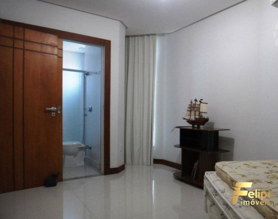 Imagem Imóvel com 4 Quartos à Venda, 235 m² em Centro - Guarapari