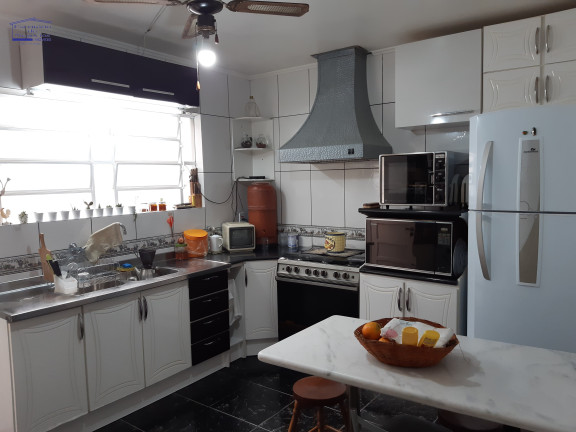Imagem Casa com 3 Quartos à Venda, 260 m² em Ipanema - Porto Alegre Imagem Casa com 3 Quartos à Venda, 260 m² em Ipanema - Porto Alegre