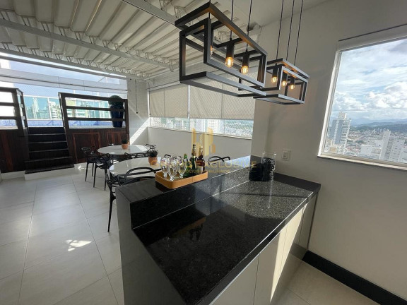 Imagem Cobertura com 4 Quartos à Venda, 225 m² em Centro - Balneário Camboriú Imagem Cobertura com 4 Quartos à Venda, 225 m² em Centro - Balneário Camboriú