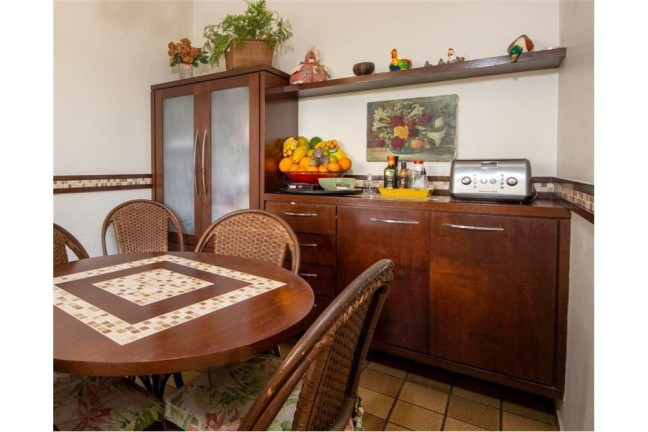 Imagem Apartamento com 4 Quartos à Venda, 200 m² em Moema - São Paulo Imagem Apartamento com 4 Quartos à Venda, 200 m² em Moema - São Paulo