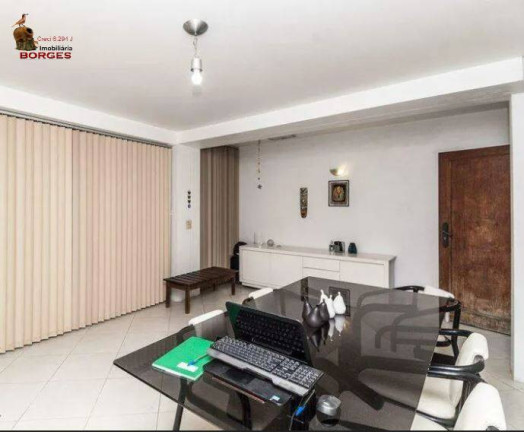 Imagem Casa com 4 Quartos à Venda, 220 m² em Campo Belo - São Paulo