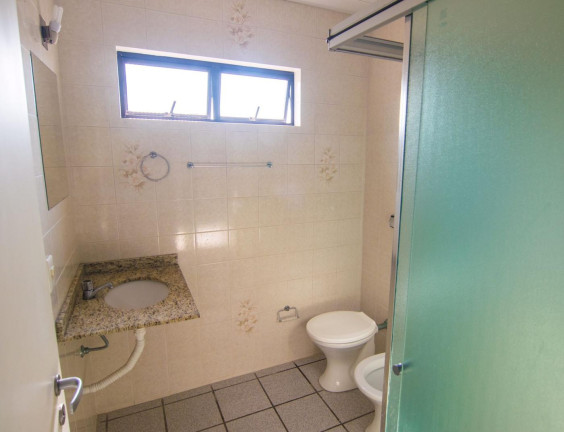 Imagem Apartamento com 2 Quartos para Alugar,  em Canasvieiras - Florianópolis