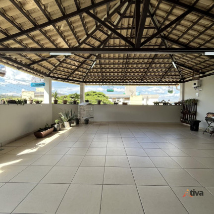 Imagem Casa com 3 Quartos à Venda, 123 m² Imagem Casa com 3 Quartos à Venda, 123 m²