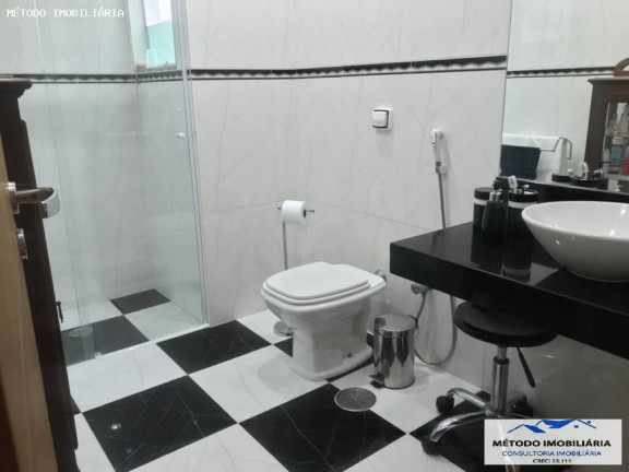 Imagem Casa com 3 Quartos à Venda, 300 m² em Jardim - Santo André Imagem Casa com 3 Quartos à Venda, 300 m² em Jardim - Santo André