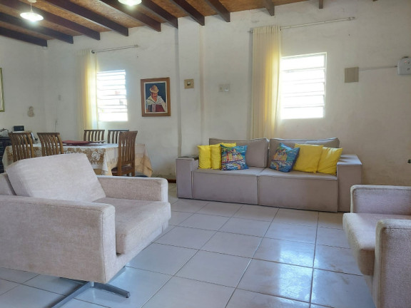 Imagem Casa com 3 Quartos à Venda, 240 m² Imagem Casa com 3 Quartos à Venda, 240 m²