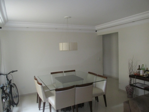 Imagem Casa com 3 Quartos à Venda, 206 m² em Marapé - Santos