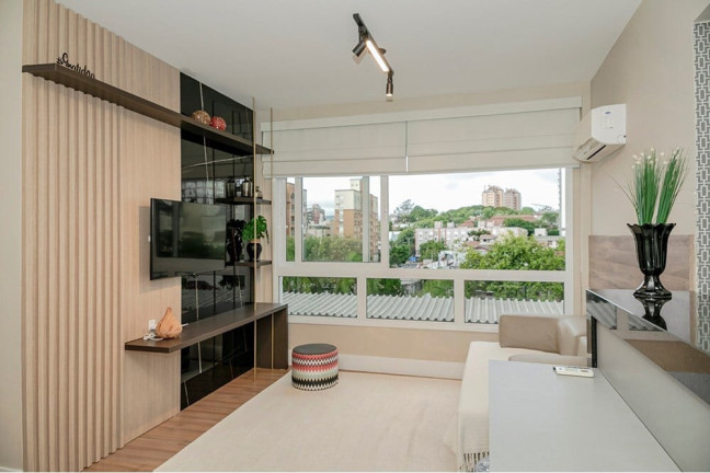 Imagem Imóvel com 1 Quarto à Venda, 45 m² em Boa Vista - Porto Alegre Imagem Imóvel com 1 Quarto à Venda, 45 m² em Boa Vista - Porto Alegre