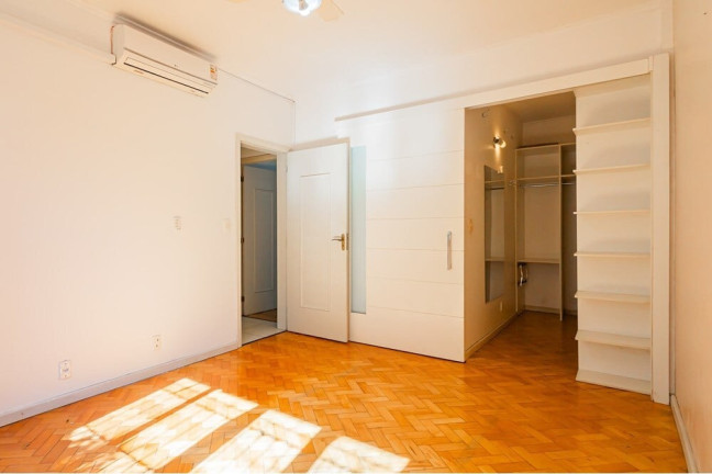 Imagem Imóvel com 3 Quartos à Venda, 86 m² em Bom Fim - Porto Alegre Imagem Imóvel com 3 Quartos à Venda, 86 m² em Bom Fim - Porto Alegre