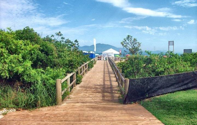 Imagem Terreno à Venda, 702 m² em Jurere - Florianópolis Imagem Terreno à Venda, 702 m² em Jurere - Florianópolis