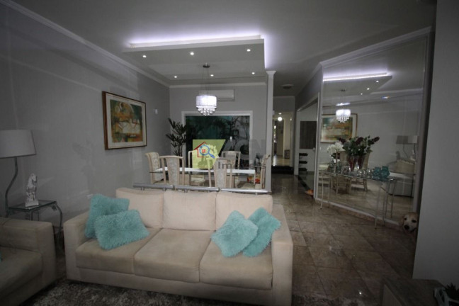 Imagem Casa com 4 Quartos à Venda, 261 m² em Parque Ortolândia - Hortolândia