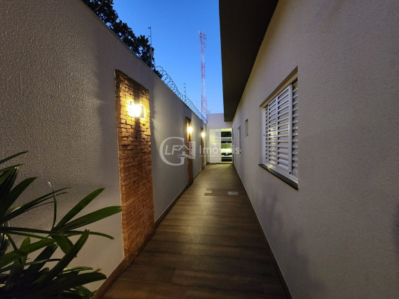 Imagem Casa com 3 Quartos à Venda, 260 m² em Amambaí - Campo Grande Imagem Casa com 3 Quartos à Venda, 260 m² em Amambaí - Campo Grande