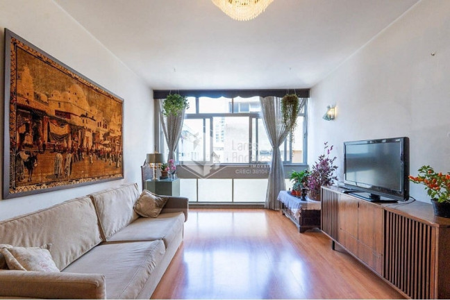 Apartamento com 2 Quartos à Venda, 100 m² em Jardim Paulista - São Paulo