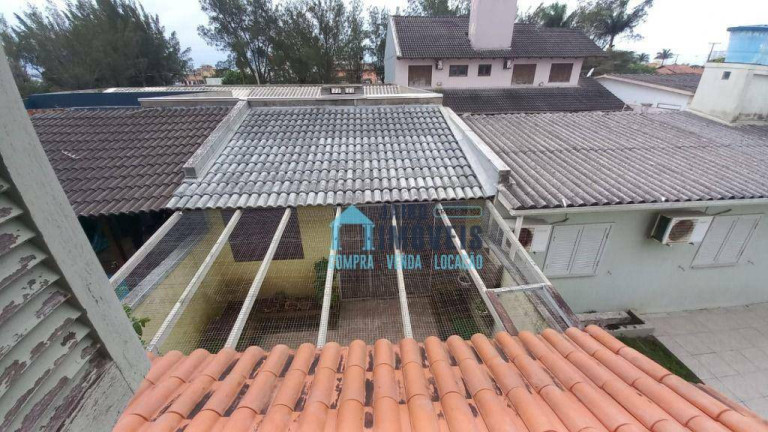 Imagem Sobrado com 3 Quartos à Venda, 180 m² em Centro - Tramandaí