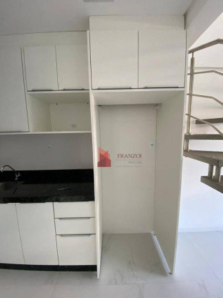 Imagem Sobrado com 3 Quartos à Venda, 77 m² em São João - Itajaí Imagem Sobrado com 3 Quartos à Venda, 77 m² em São João - Itajaí